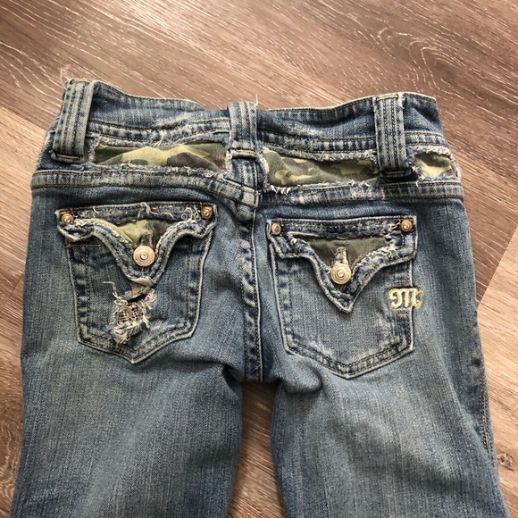 ‼️SOLD‼️ Vintage Y2K Low Rise Miss Me Jeans - Picture 3 of 5